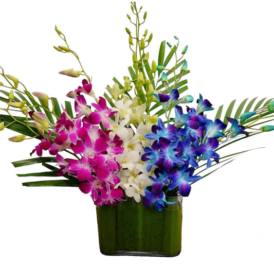 Yankee Doodle Flower Arrangement