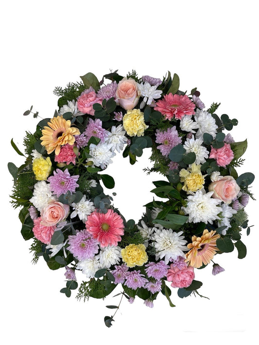 Pastel colour wreath fresh flowers arrangements