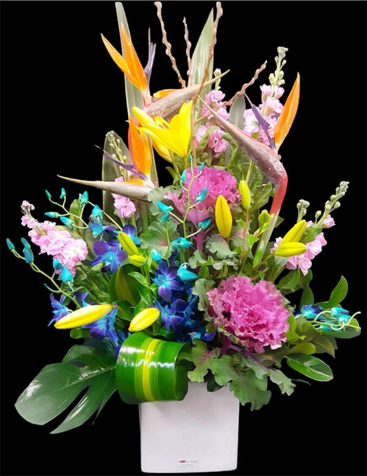 Oliver Flower Arrangement