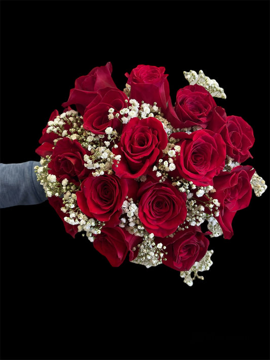 Posy red roses bouquet