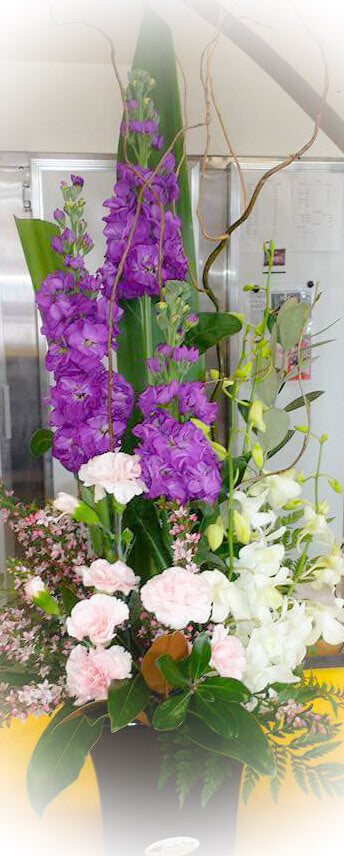 Gabrielle Flower Arrangement